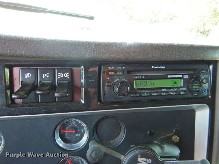 image for item DP4357 2012 Kenworth T660  semi truck