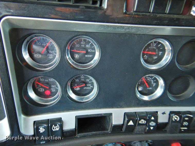 image for item DP4357 2012 Kenworth T660  semi truck