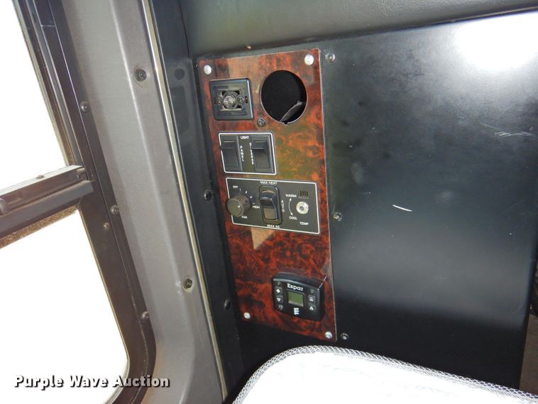 image for item DP4357 2012 Kenworth T660  semi truck