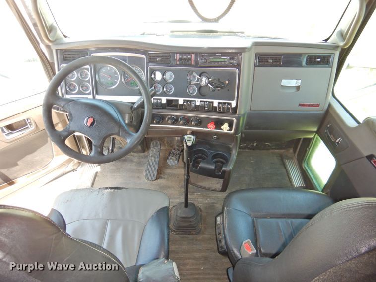 image for item DP4357 2012 Kenworth T660  semi truck