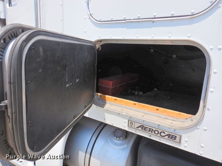 image for item DP4357 2012 Kenworth T660  semi truck