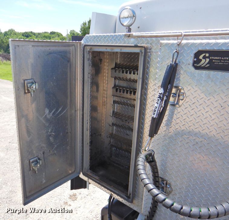 image for item DP4357 2012 Kenworth T660  semi truck