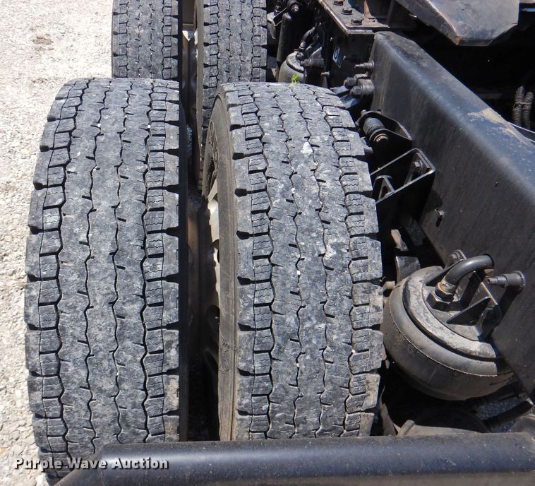 image for item DP4357 2012 Kenworth T660  semi truck