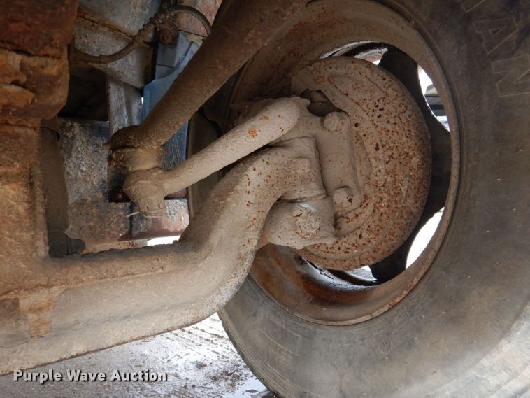 image for item DP5534 1987 GMC TopKick C7000  truck cab and chassis