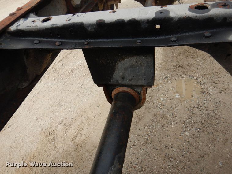 image for item DP5534 1987 GMC TopKick C7000  truck cab and chassis