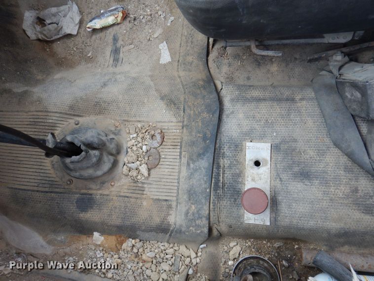 image for item DP5534 1987 GMC TopKick C7000  truck cab and chassis