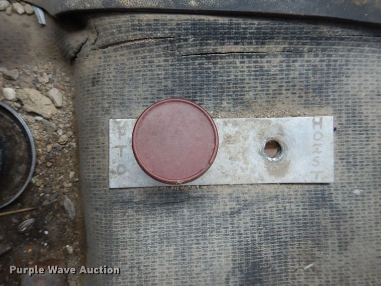 image for item DP5534 1987 GMC TopKick C7000  truck cab and chassis