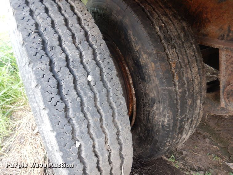 image for item DP5607 1989 Transcraft DTLM 22-48  drop deck trailer