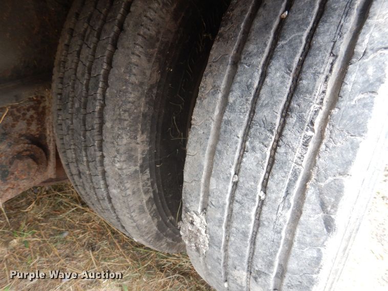 image for item DP5607 1989 Transcraft DTLM 22-48  drop deck trailer