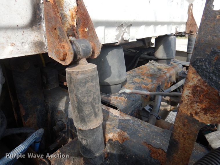 image for item DP5612 2015 Freightliner Cascadia  semi truck