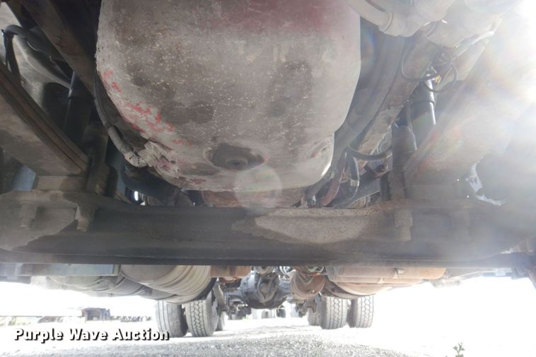 image for item DP5612 2015 Freightliner Cascadia  semi truck