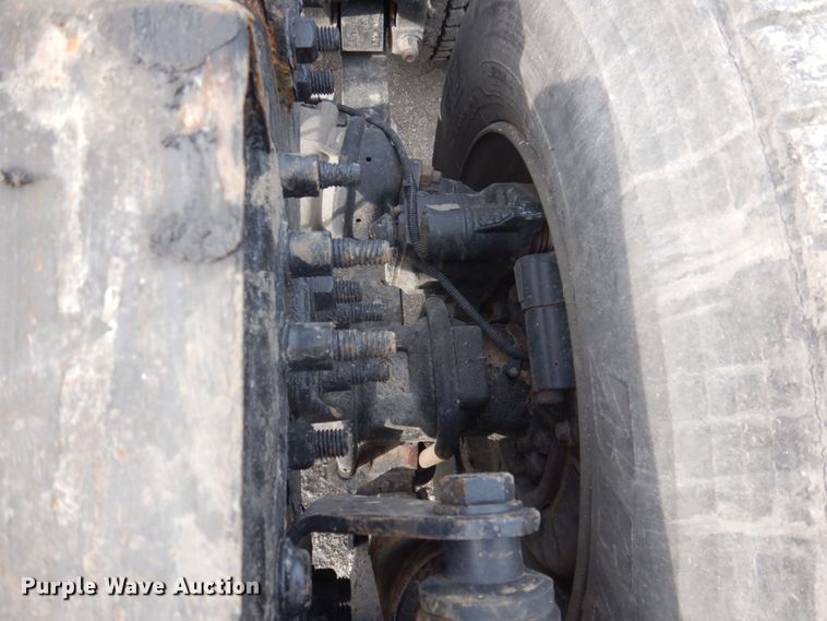 image for item DP5612 2015 Freightliner Cascadia  semi truck