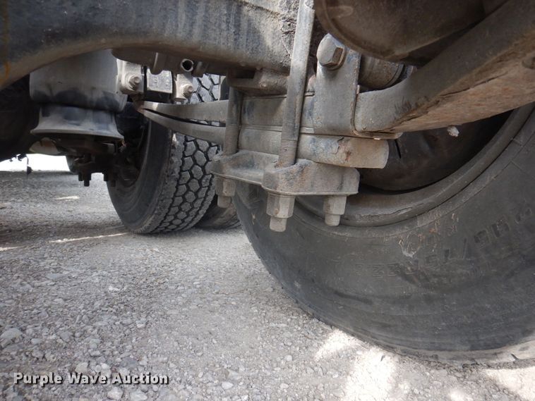 image for item DP5612 2015 Freightliner Cascadia  semi truck