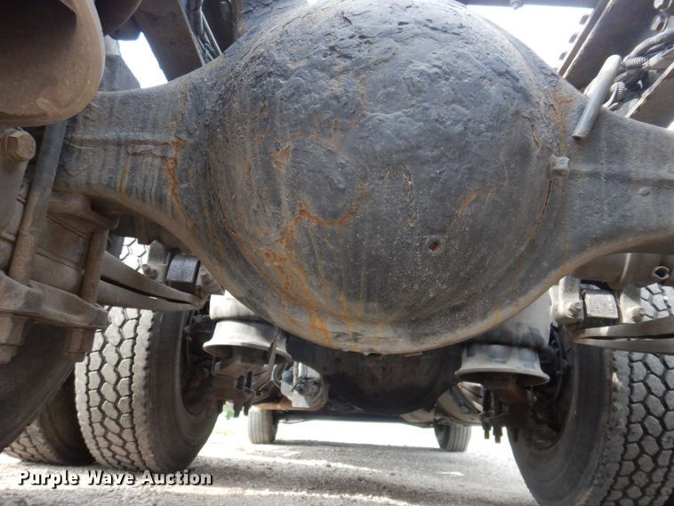 image for item DP5612 2015 Freightliner Cascadia  semi truck