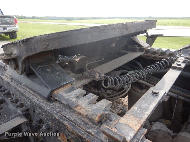 image for item DP5612 2015 Freightliner Cascadia  semi truck