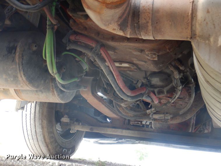 image for item DP5612 2015 Freightliner Cascadia  semi truck