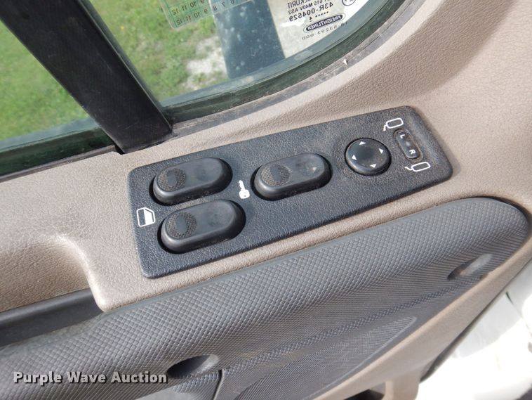 image for item DP5612 2015 Freightliner Cascadia  semi truck