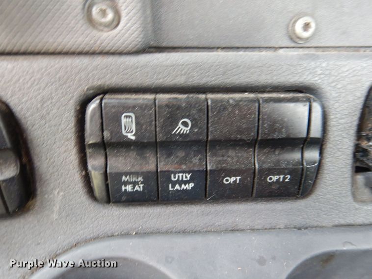 image for item DP5612 2015 Freightliner Cascadia  semi truck