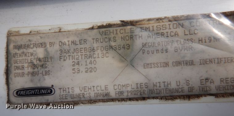 image for item DP5612 2015 Freightliner Cascadia  semi truck