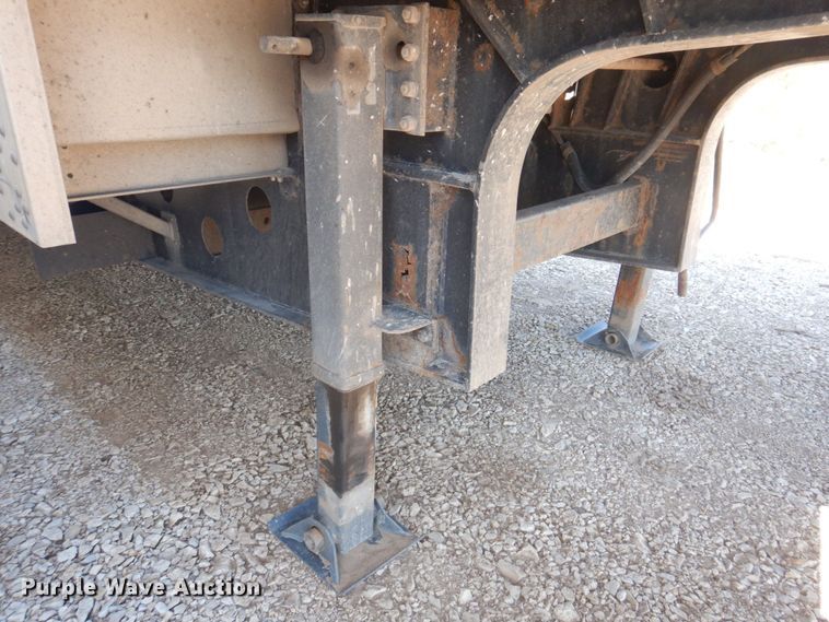 image for item DP5623 2006 Transcraft Eagle W2  drop deck trailer