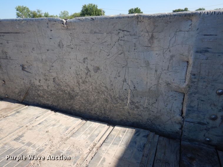 image for item DP5623 2006 Transcraft Eagle W2  drop deck trailer