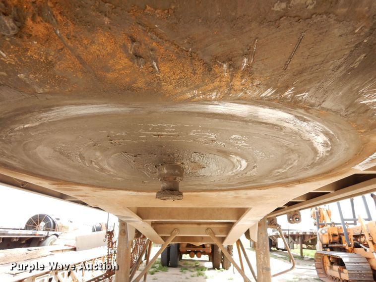 image for item DR1222 1996 Ravens 1448A66  flatbed trailer