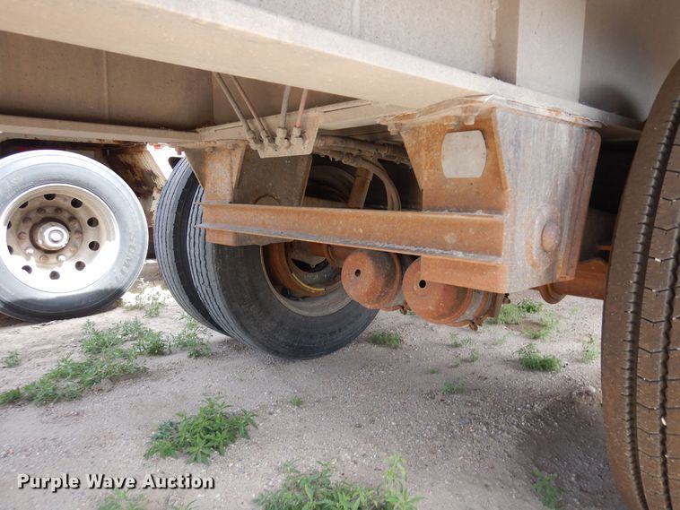 image for item DR1222 1996 Ravens 1448A66  flatbed trailer