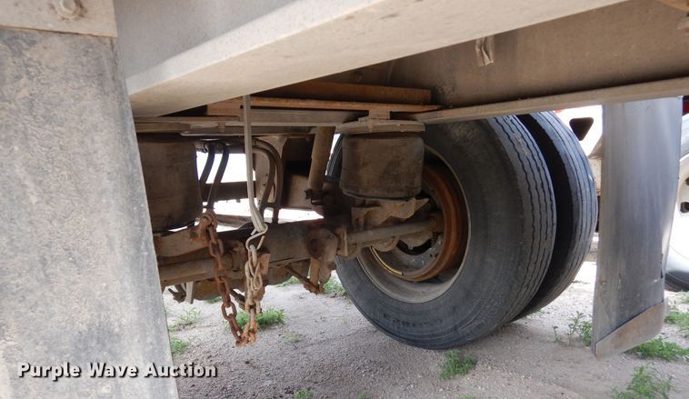 image for item DR1222 1996 Ravens 1448A66  flatbed trailer