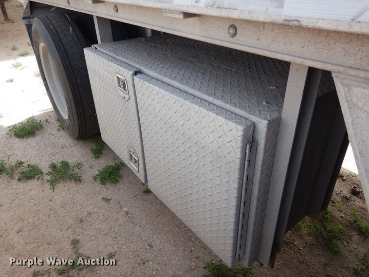 image for item DR1222 1996 Ravens 1448A66  flatbed trailer