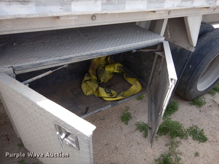 image for item DR1222 1996 Ravens 1448A66  flatbed trailer