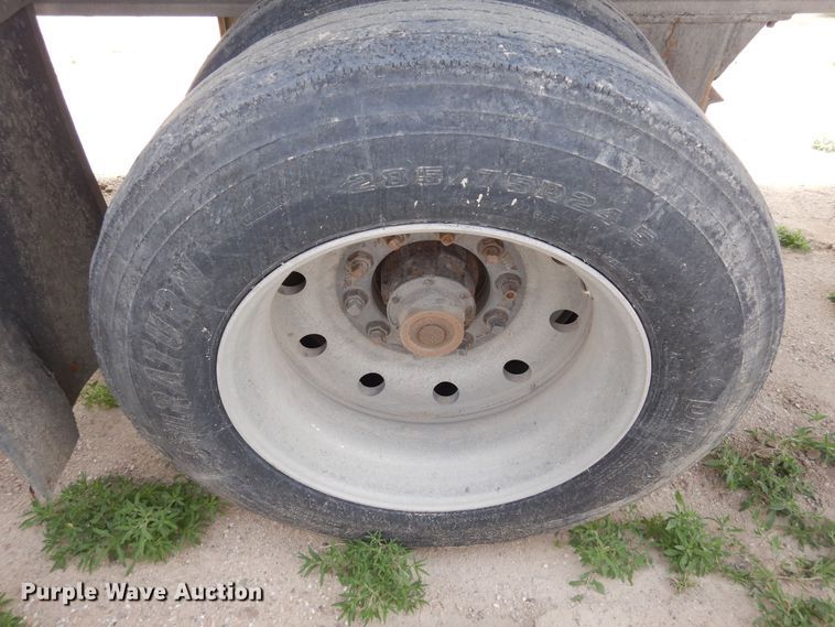 image for item DR1222 1996 Ravens 1448A66  flatbed trailer