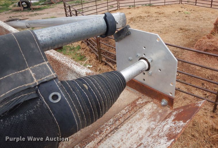 image for item DR1233 2002 Flowboy BD24  bottom dump trailer