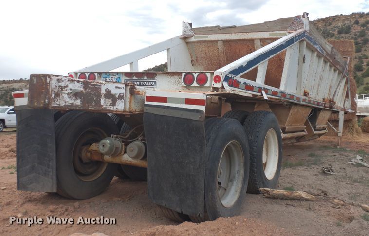 image for item DR1235 1985 Spartan 301-B  bottom dump trailer