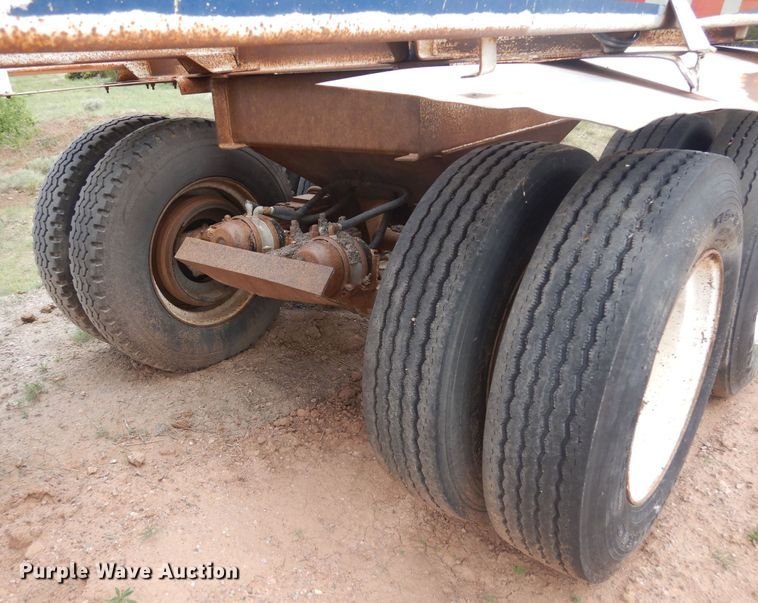 image for item DR1235 1985 Spartan 301-B  bottom dump trailer