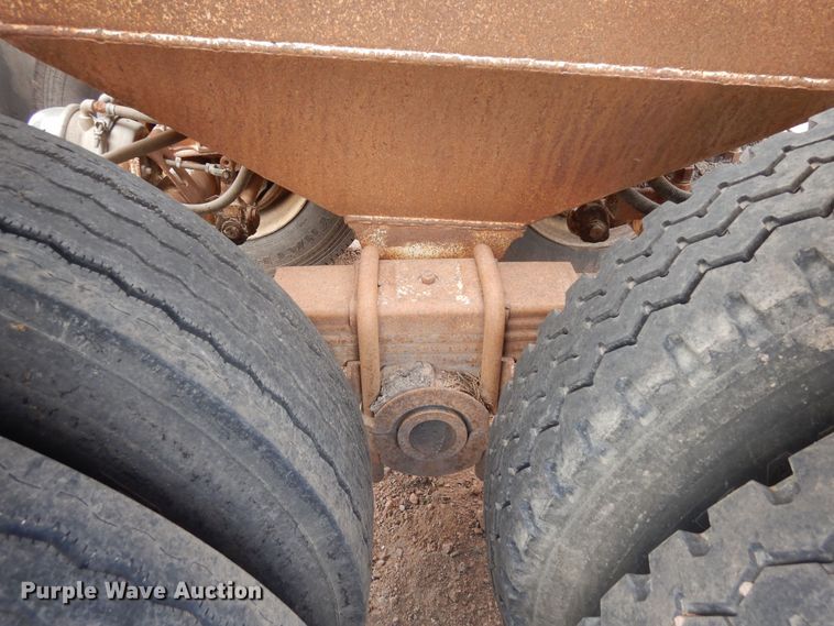 image for item DR1235 1985 Spartan 301-B  bottom dump trailer