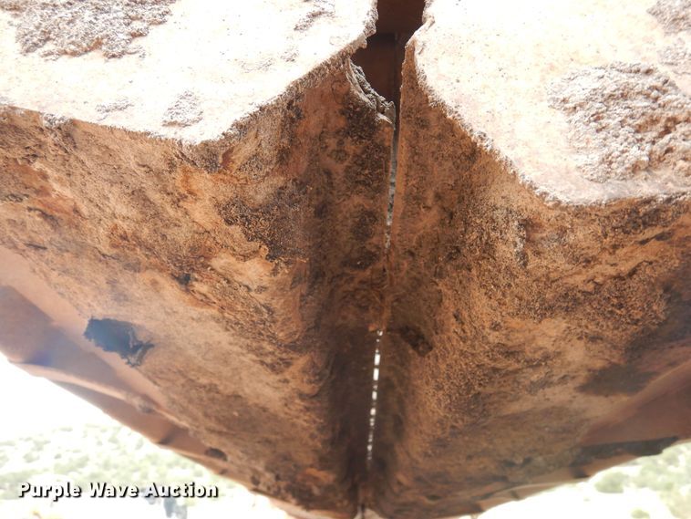 image for item DR1235 1985 Spartan 301-B  bottom dump trailer