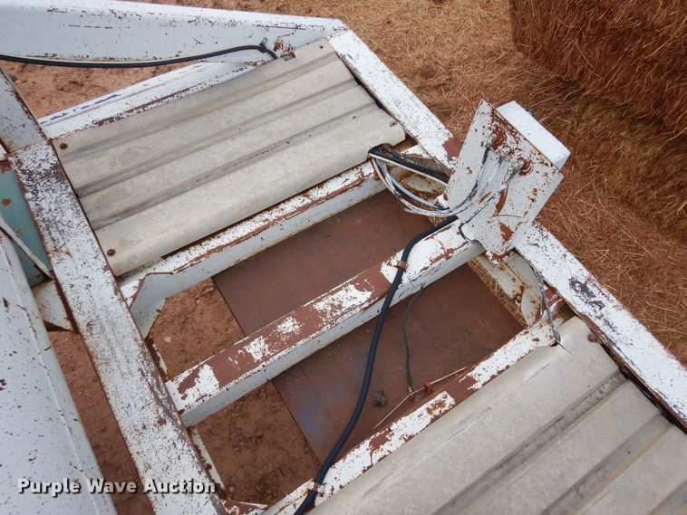 image for item DR1235 1985 Spartan 301-B  bottom dump trailer