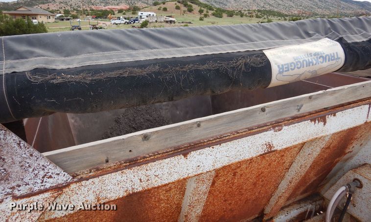 image for item DR1235 1985 Spartan 301-B  bottom dump trailer