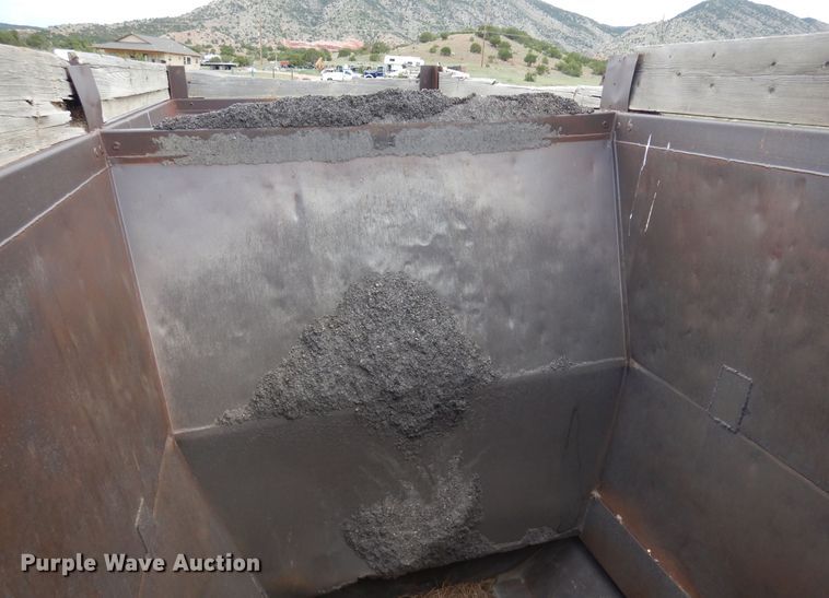 image for item DR1235 1985 Spartan 301-B  bottom dump trailer