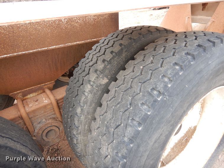 image for item DR1235 1985 Spartan 301-B  bottom dump trailer