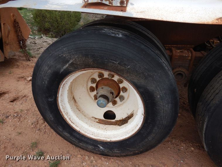 image for item DR1235 1985 Spartan 301-B  bottom dump trailer