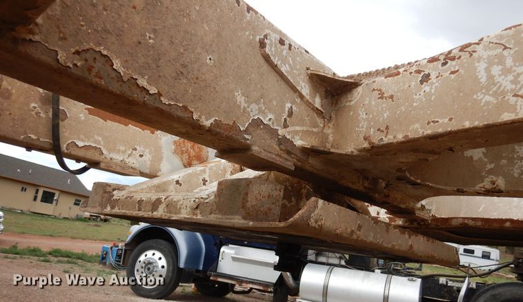 image for item DR1236 2002 Flowboy BD24  bottom dump trailer