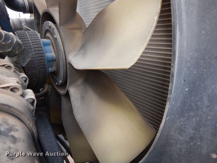 image for item DR1238 1999 Freightliner Century Class  semi truck