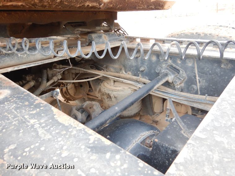 image for item DR1238 1999 Freightliner Century Class  semi truck