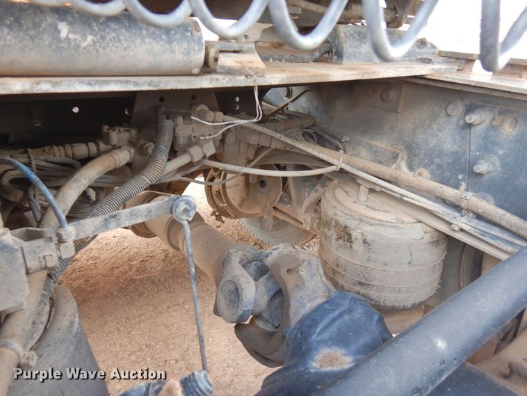 image for item DR1238 1999 Freightliner Century Class  semi truck