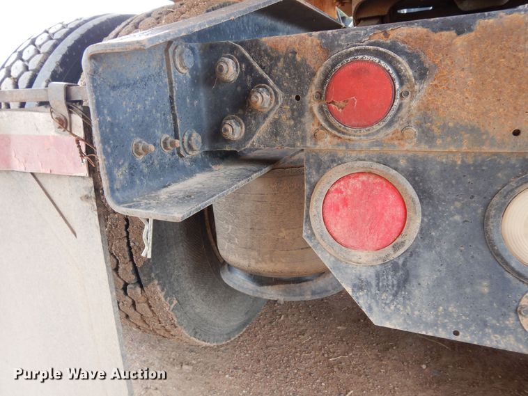 image for item DR1238 1999 Freightliner Century Class  semi truck