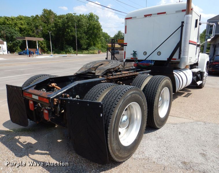 image for item DR1930 2012 Mack CHU613  semi truck