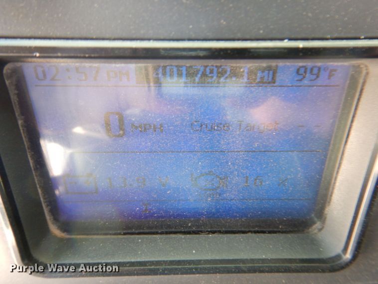 image for item DR1930 2012 Mack CHU613  semi truck