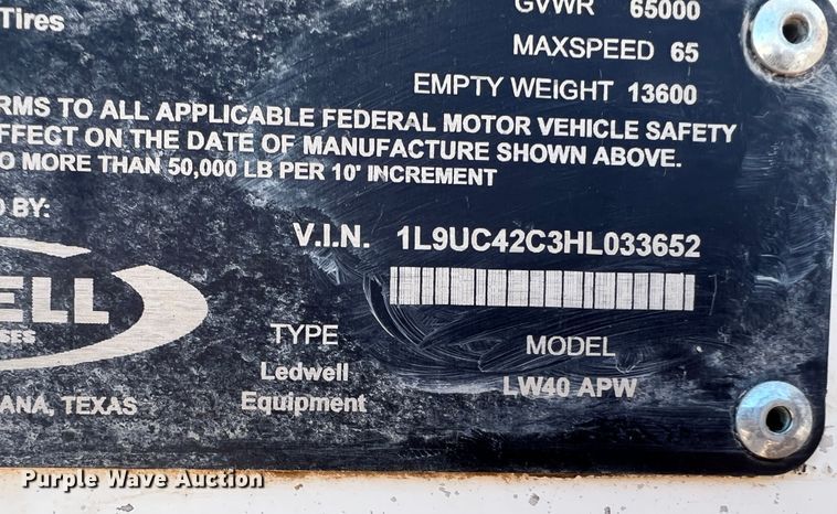 image for item DS8359 1987 Ledwell LW40APW  feed delivery trailer