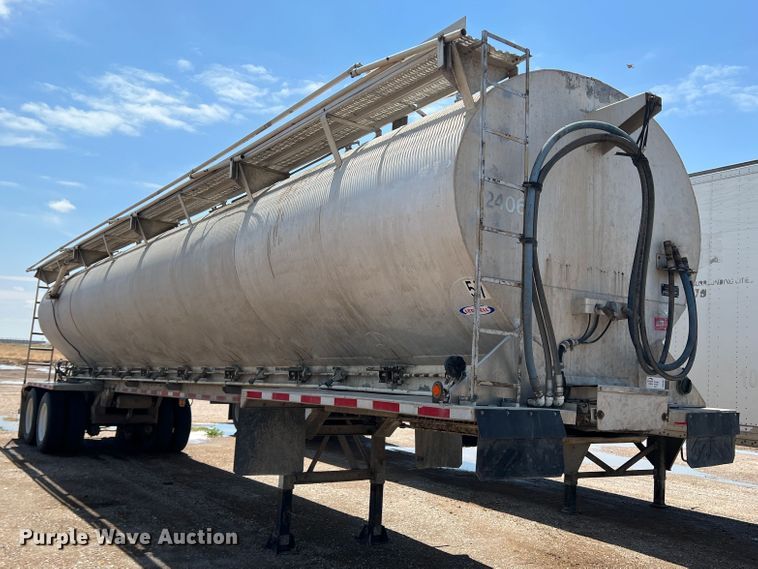 image for item DS8361 2009 Ledwell LW40APWRMFG  feed delivery trailer